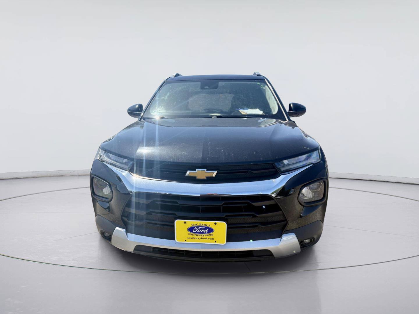Used 2022 Chevrolet TrailBlazer LT FWD image 3