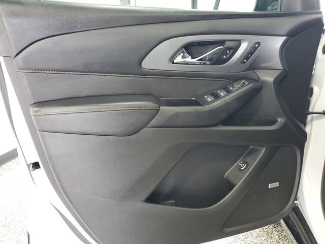 Used 2021 Chevrolet Traverse Premier w/ Redline Edition image 13