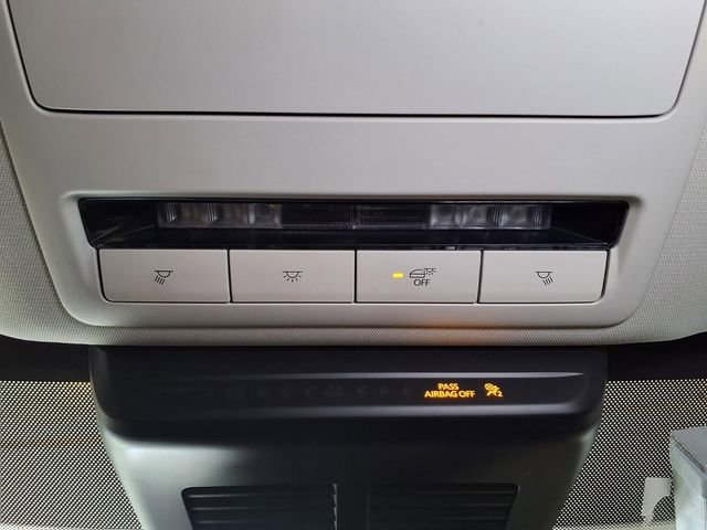 Used 2024 MAZDA CX-90 3.3 Turbo w/ Select Package image 16