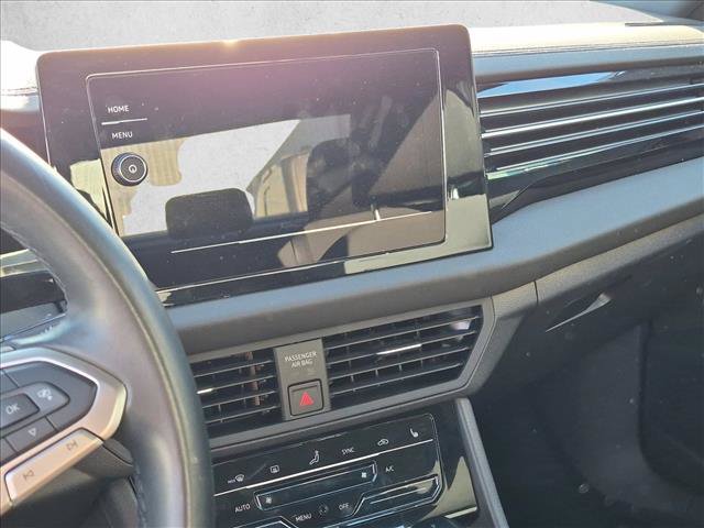 Used 2025 Volkswagen Jetta Sport FWD image 8
