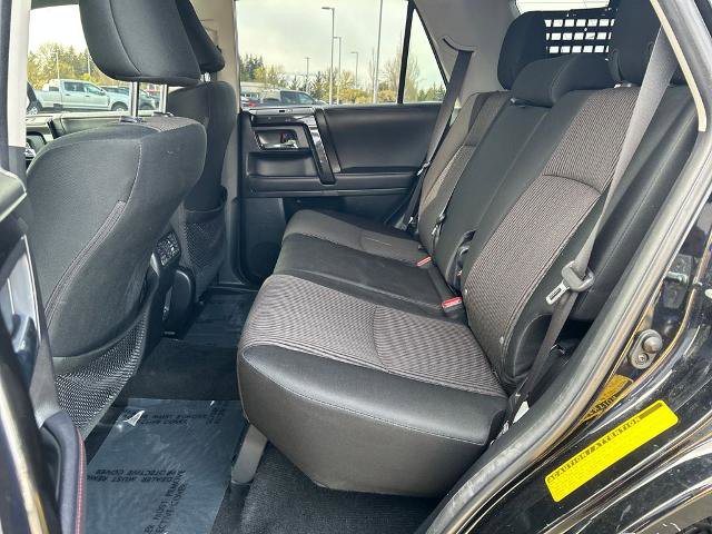 Used 2022 Toyota 4Runner TRD Off-Road AWD/4WD image 10