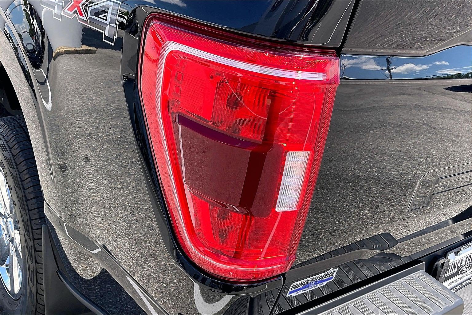 Certified 2022 Ford F150 XLT w/ Equipment Group 301A Mid AWD/4WD image 25