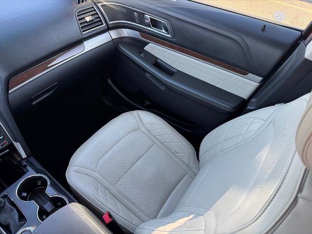Certified 2018 Ford Explorer Platinum image 19