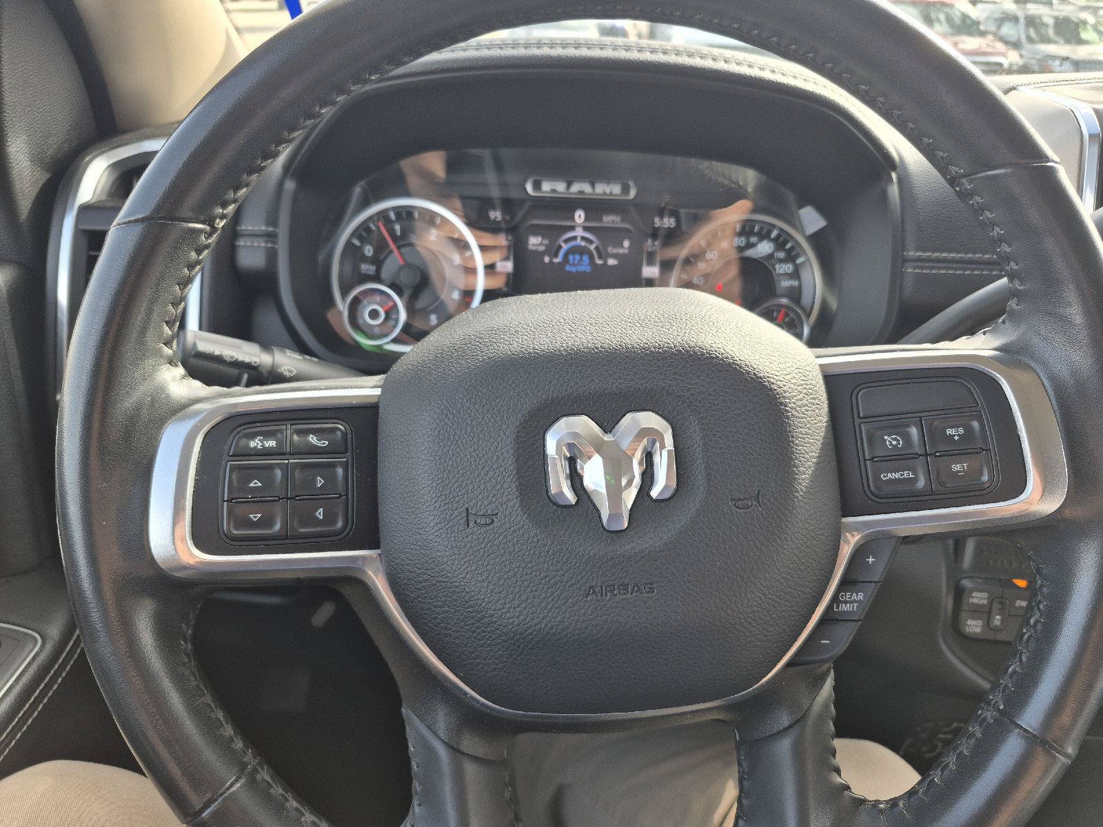 Used 2022 RAM 2500 Laramie AWD/4WD image 7