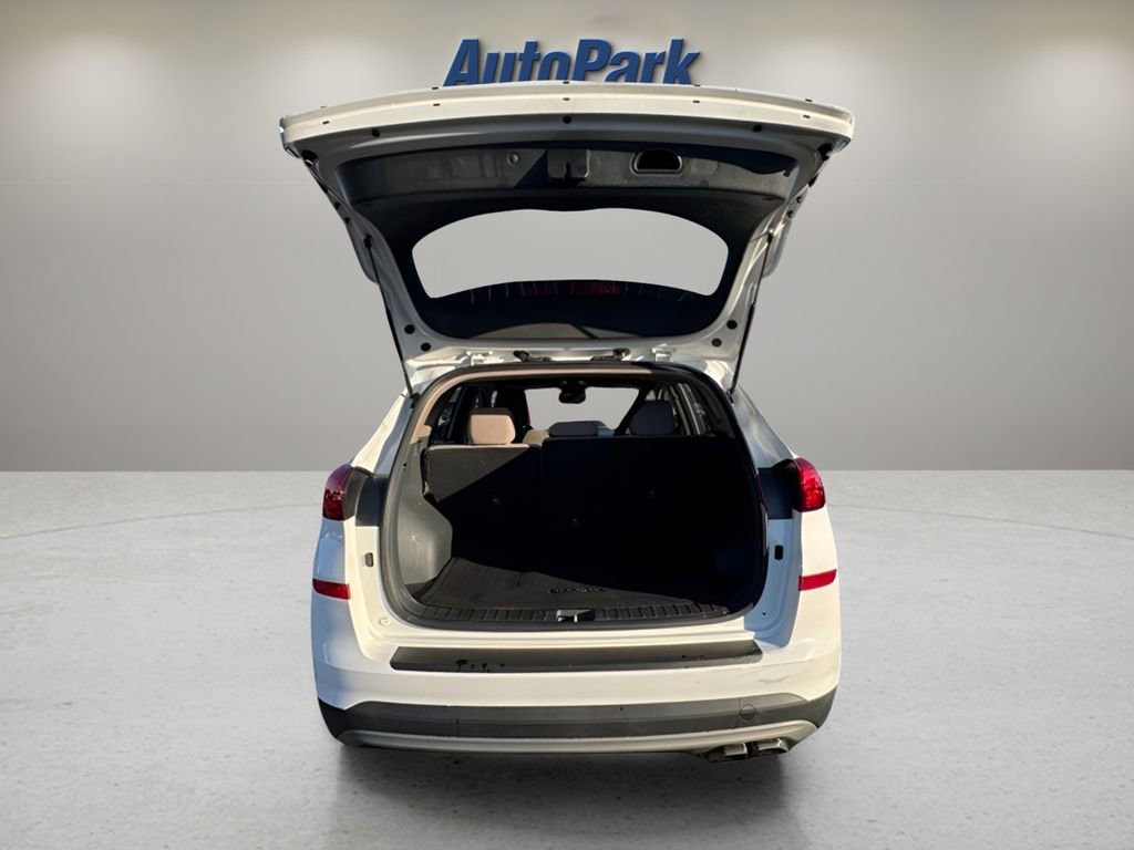 Used 2020 Hyundai Tucson SEL w/ Cargo Package image 12