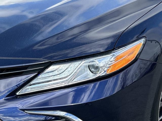 Used 2022 Toyota Camry XLE w/ Cold Weather Package image 9