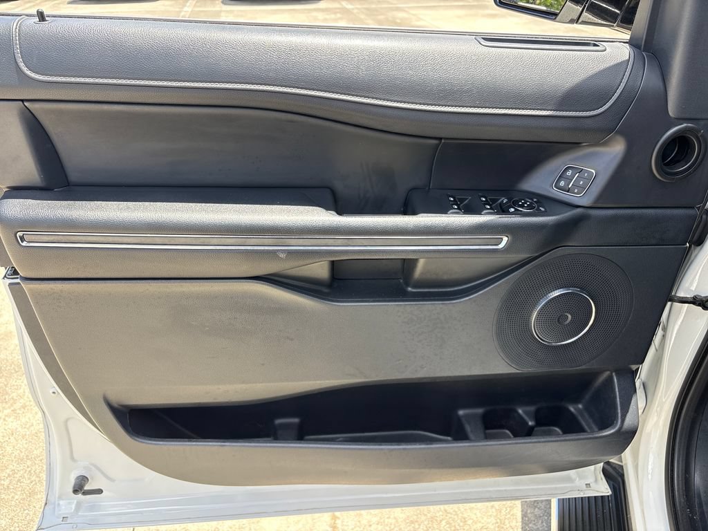 Certified 2023 Ford Expedition XLT RWD image 15