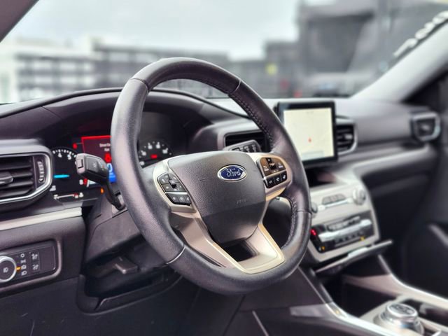 Certified 2022 Ford Explorer XLT w/ Equipment Group 202A image 20