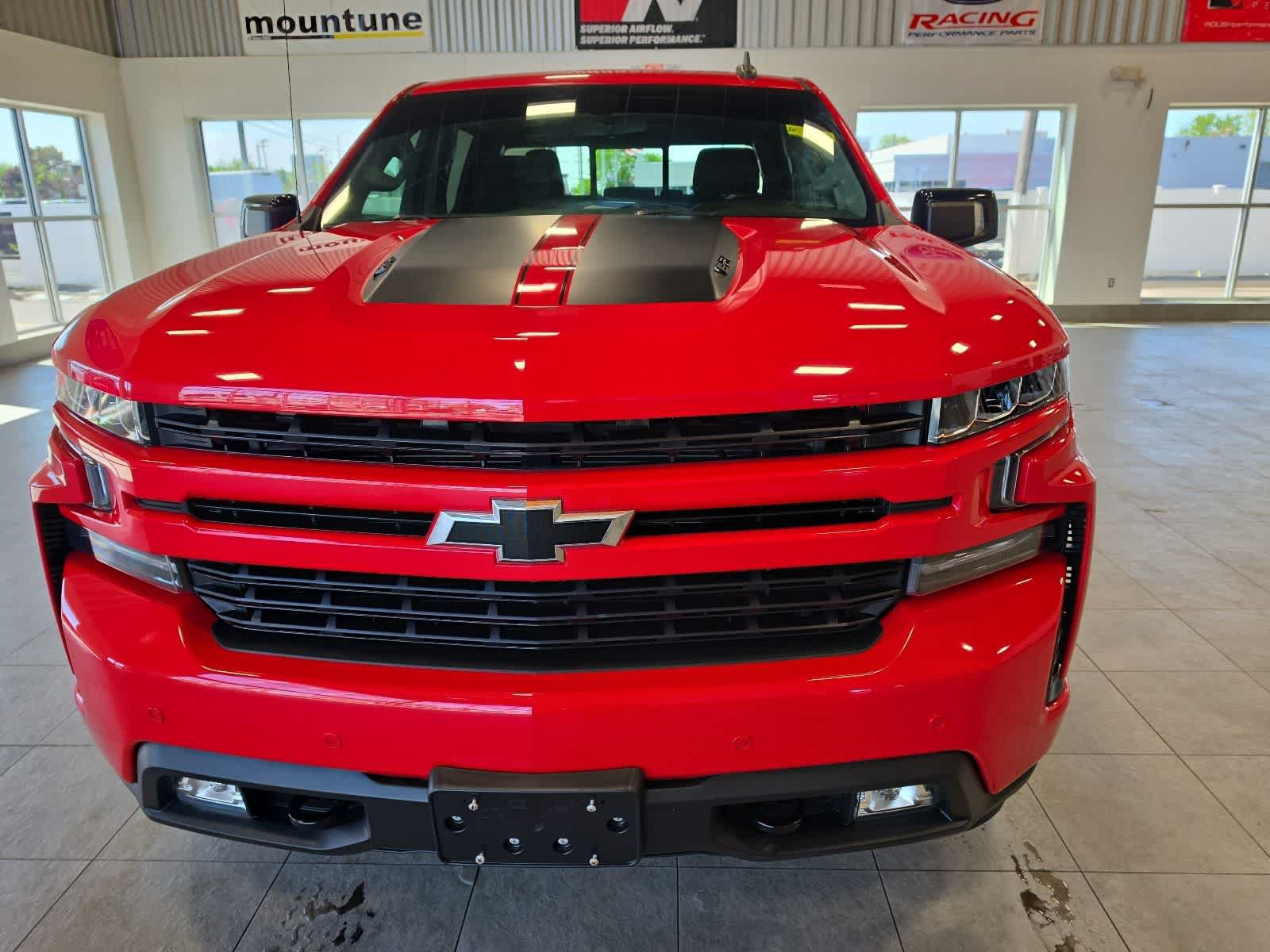 Used 2020 Chevrolet Silverado 1500 RST w/ Rally Edition AWD/4WD image 3
