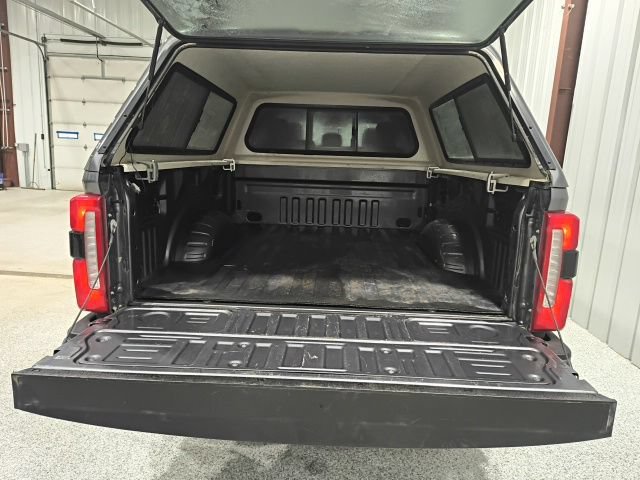 Certified 2023 Ford F350 XLT w/ Black Appearance Package AWD/4WD image 19