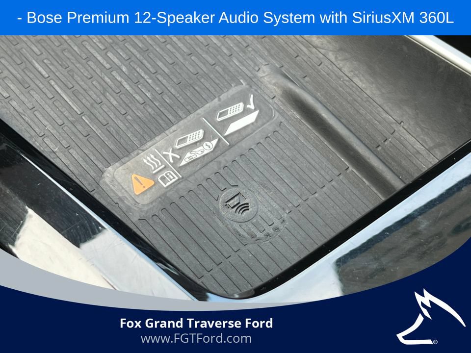 Used 2025 Buick Enclave Preferred AWD/4WD image 26