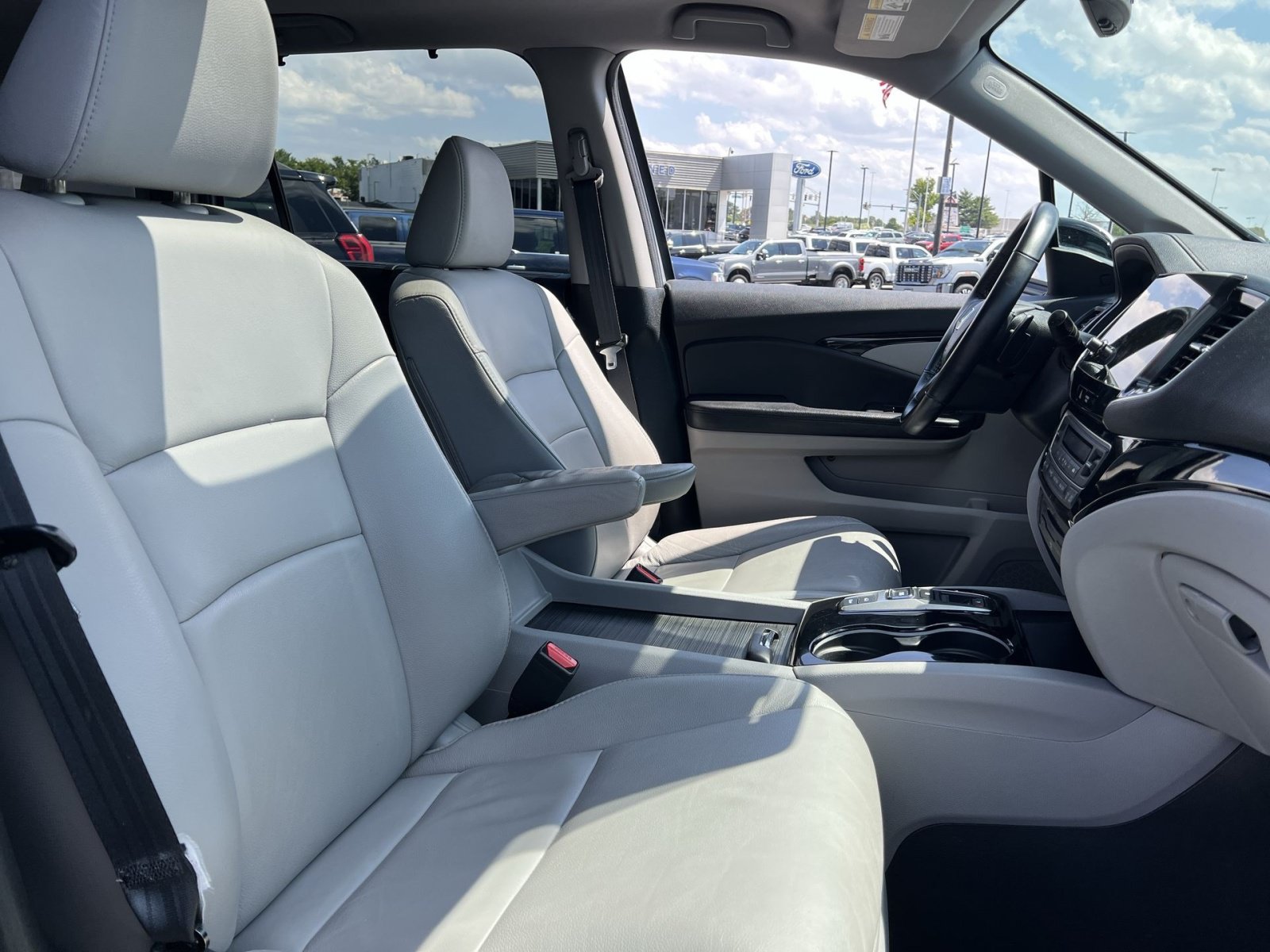 Used 2019 Honda Pilot Touring image 28
