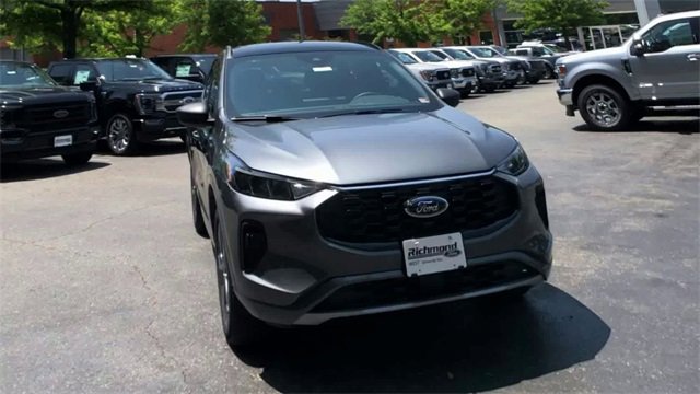 Certified 2023 Ford Escape ST-Line w/ Tech Pack #1 image 5