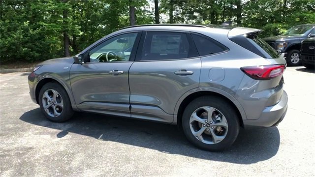 Certified 2023 Ford Escape ST-Line w/ Tech Pack #1 image 8