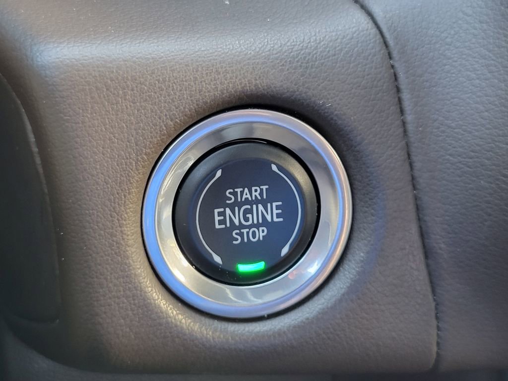 Used 2021 GMC Yukon XL SLT w/ Rear Media and Nav Package image 36