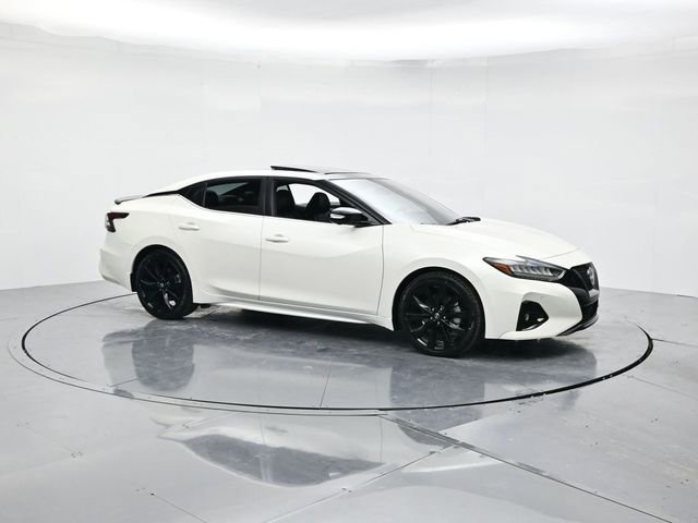 Used 2023 Nissan Maxima SR w/ Sport Mat Group video 3