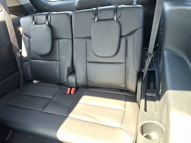 Certified 2023 Ford Explorer XLT w/ Equipment Group 202A AWD/4WD image 11