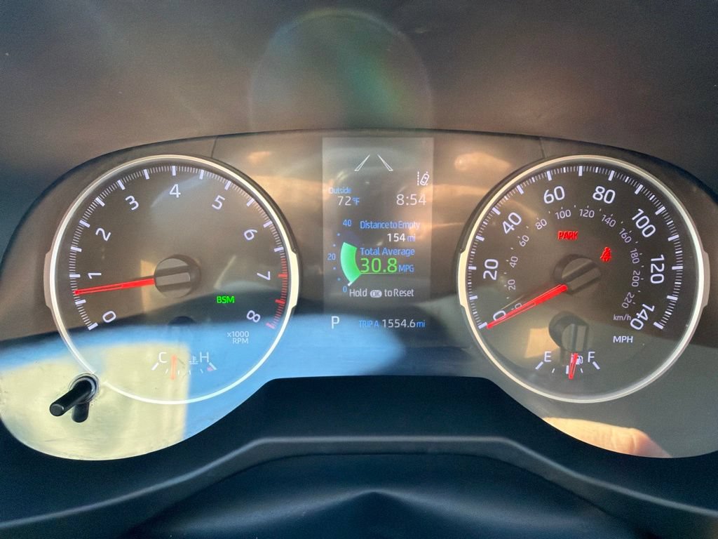 Used 2019 Toyota RAV4 XLE Premium w/ Cold Weather Package AWD/4WD image 32