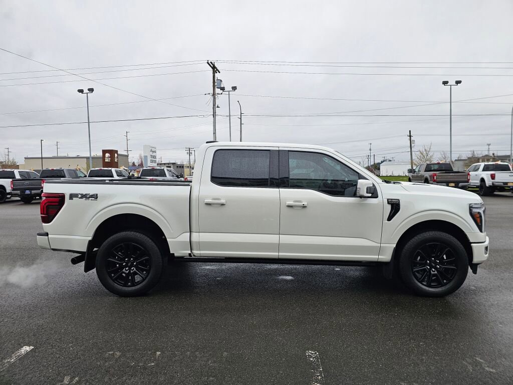 Certified 2025 Ford F150 Platinum w/ FX4 Off-Road Package AWD/4WD image 5