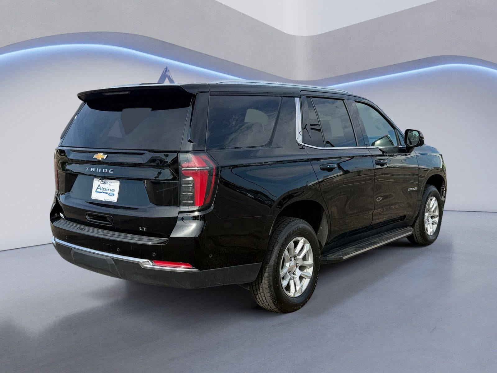 Used 2025 Chevrolet Tahoe LT AWD/4WD image 5