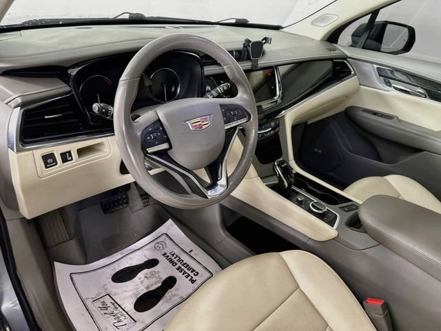 Used 2021 Cadillac XT6 Premium Luxury w/ LPO, Floor Liner Package FWD image 15