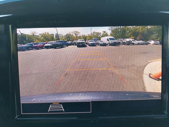 Used 2021 Chevrolet Traverse LS image 23