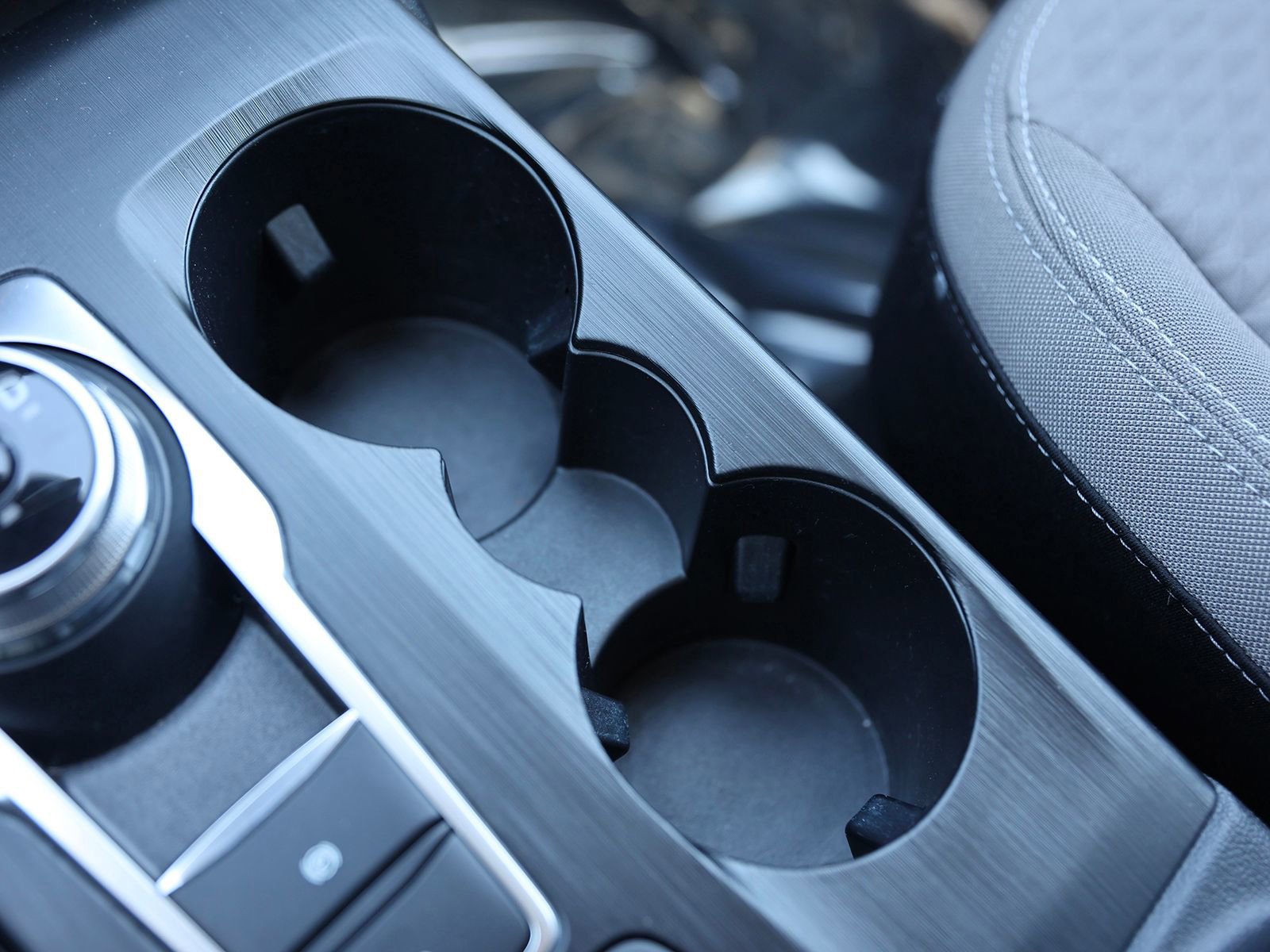 Certified 2022 Ford Escape SE w/ Cold Weather Package image 32