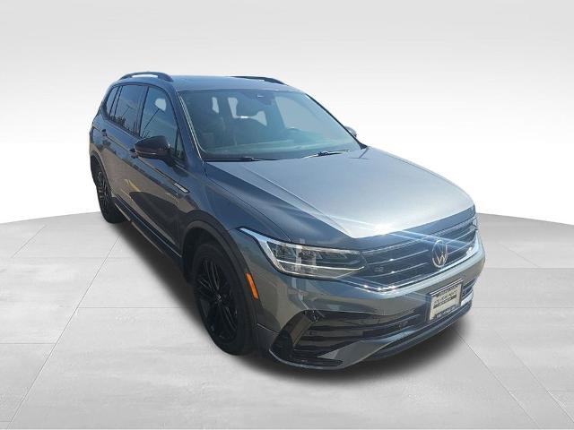 Used 2022 Volkswagen Tiguan SE R-Line AWD/4WD image 5