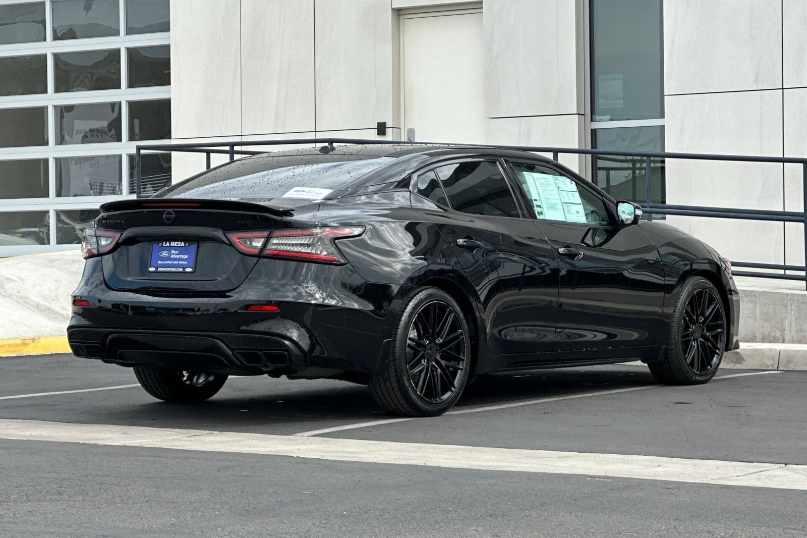 Used 2019 Nissan Maxima SR w/ Premium Package FWD image 3