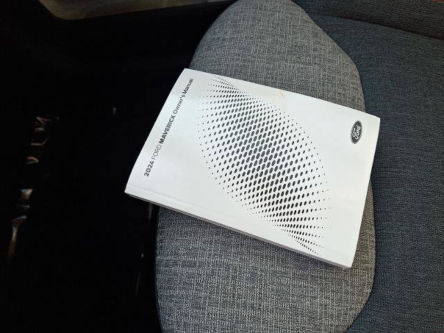 Certified 2024 Ford Maverick XLT w/ XLT Luxury Package image 25