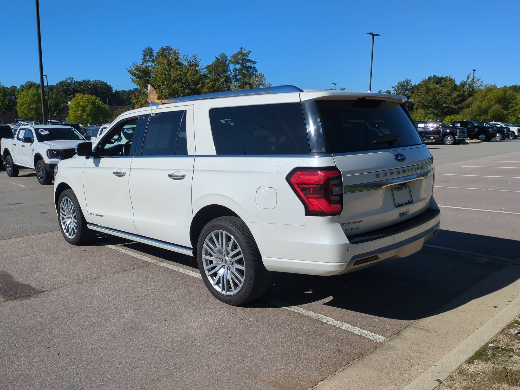 Certified 2023 Ford Expedition Max Platinum AWD/4WD image 6