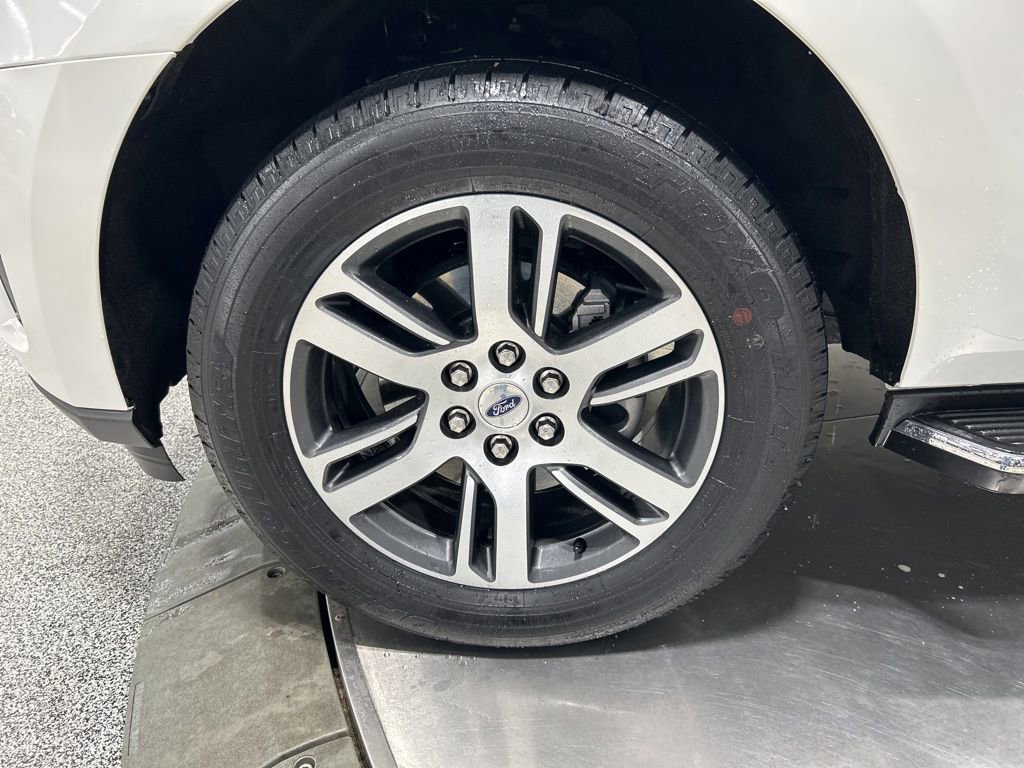 Certified 2023 Ford Expedition Max XLT image 38