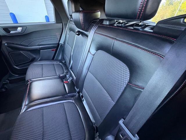 Certified 2023 Ford Escape ST-Line AWD/4WD image 22