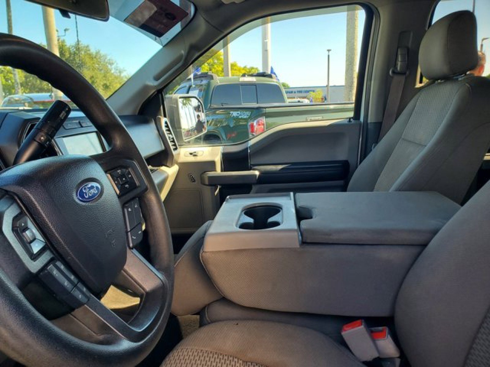 Certified 2019 Ford F150 XLT image 10