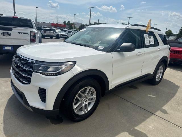 Certified 2026 Ford Explorer Active RWD video 3