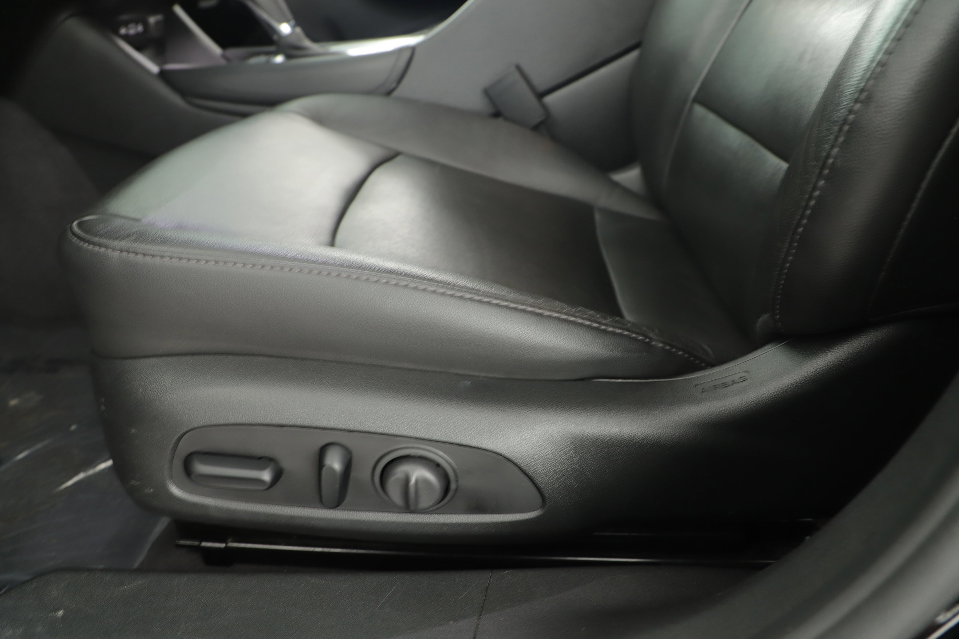 Used 2020 Chevrolet Malibu LT w/ Leather Package image 10