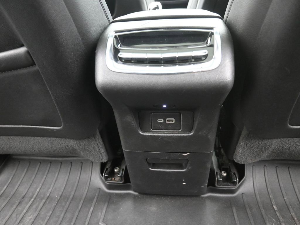 Used 2021 Cadillac XT6 Luxury image 14