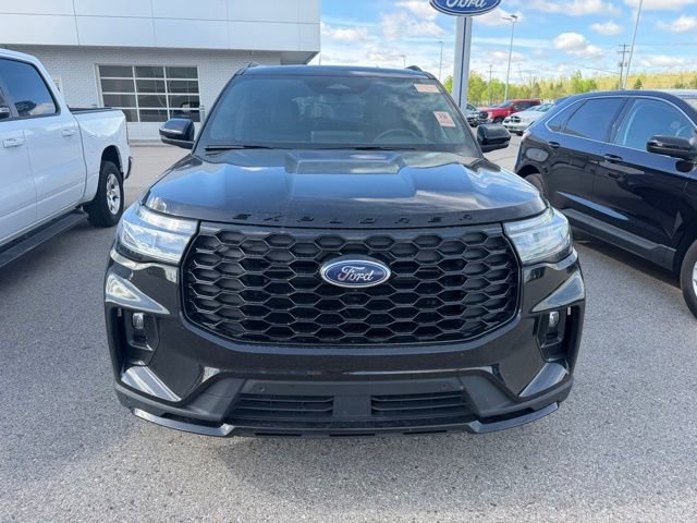 Certified 2025 Ford Explorer ST-Line w/ Premium Package AWD/4WD image 2