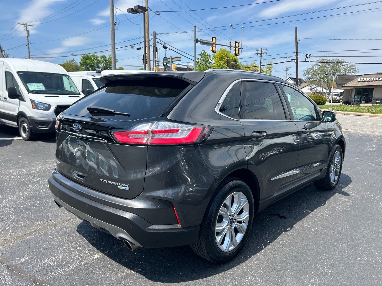 Certified 2020 Ford Edge Titanium AWD/4WD image 17