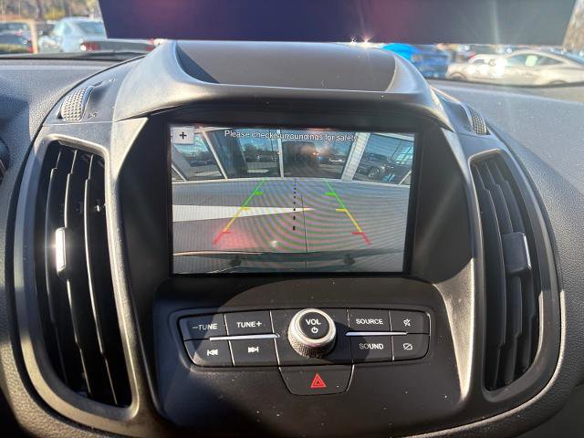 Certified 2019 Ford Escape SE image 40