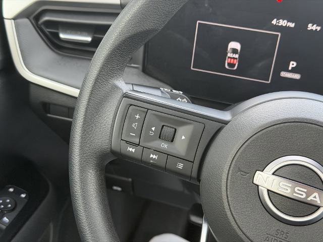 Used 2025 Nissan Kicks S image 16