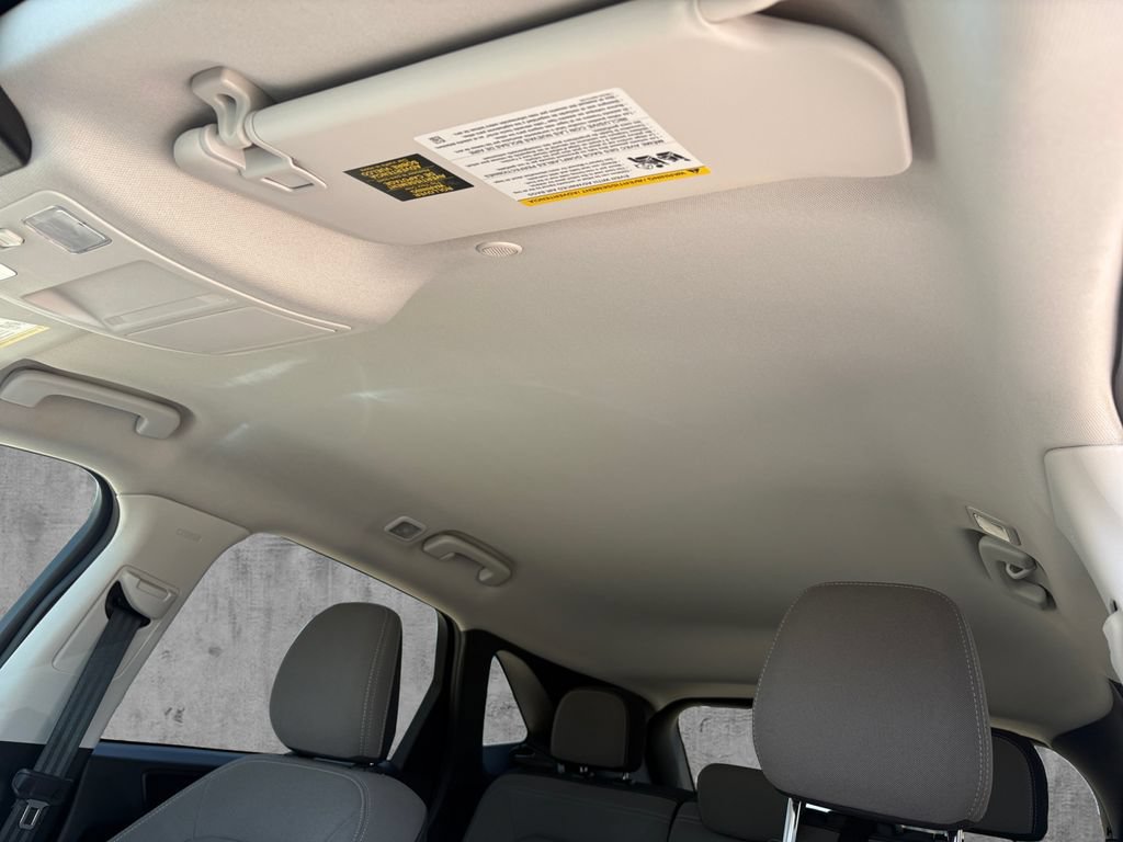 Certified 2021 Ford Escape SE w/ SE Sport Appearance Package FWD image 12