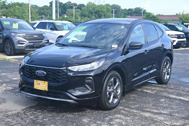 Certified 2023 Ford Escape ST-Line w/ Tech Pack #1 FWD image 5