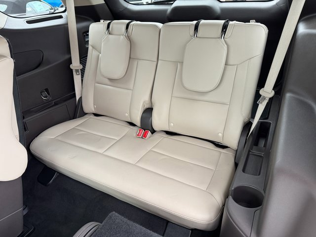 Certified 2022 Ford Explorer Platinum w/ Technology Package image 18