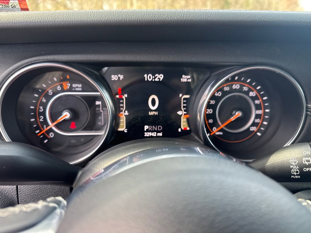 Used 2019 Jeep Wrangler Unlimited Sahara w/ Quick Order Package 24M Moab image 20