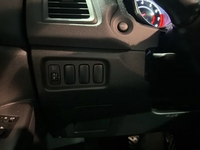 Used 2018 Mitsubishi Outlander Sport SEL image 14