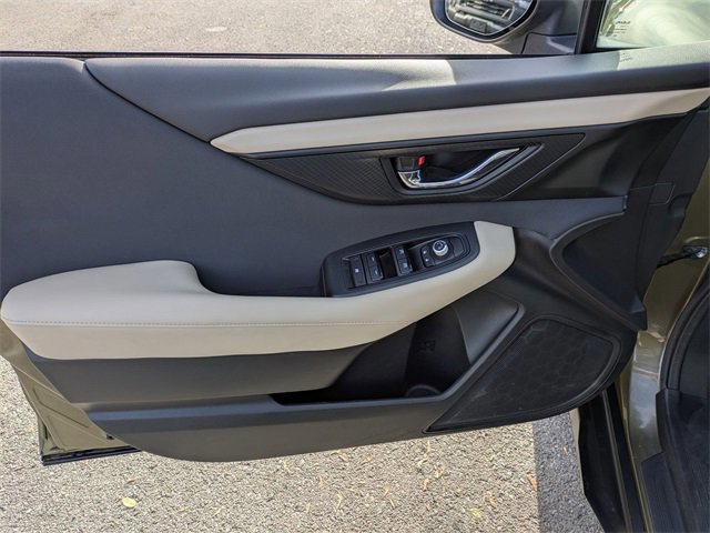 Used 2021 Subaru Outback Premium image 6