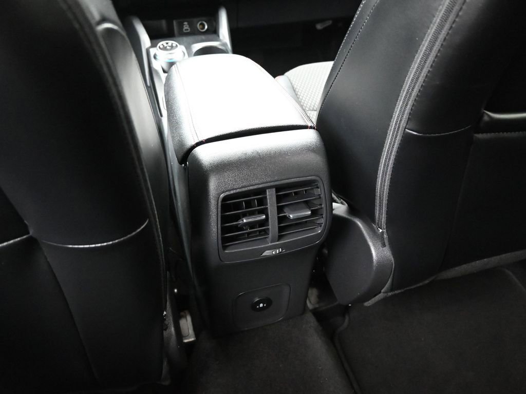 Certified 2025 Ford Escape ST-Line FWD image 22