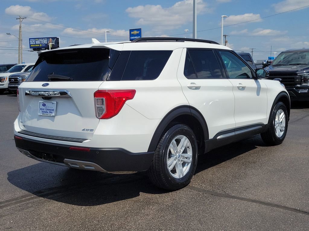 Certified 2023 Ford Explorer XLT w/ Equipment Group 202A AWD/4WD image 5