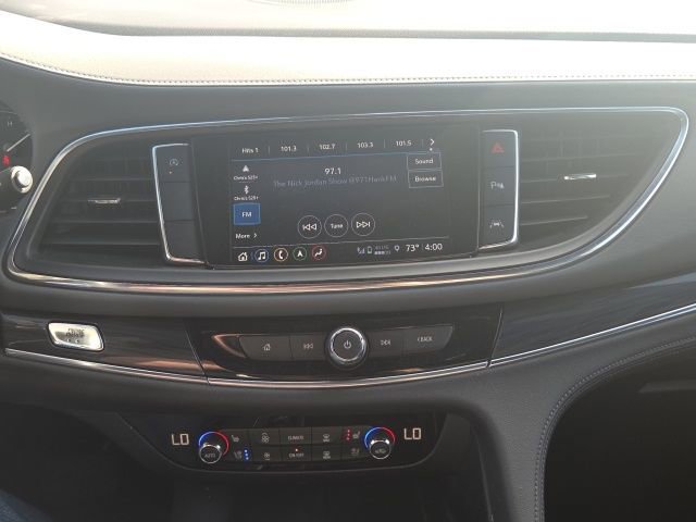 Used 2024 Buick Enclave Premium image 36